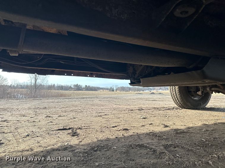 image for item FK1673 2000 Ford F350 Super Duty Crew Cab pickup truck