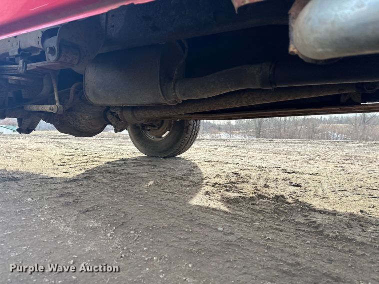 image for item FK1673 2000 Ford F350 Super Duty Crew Cab pickup truck