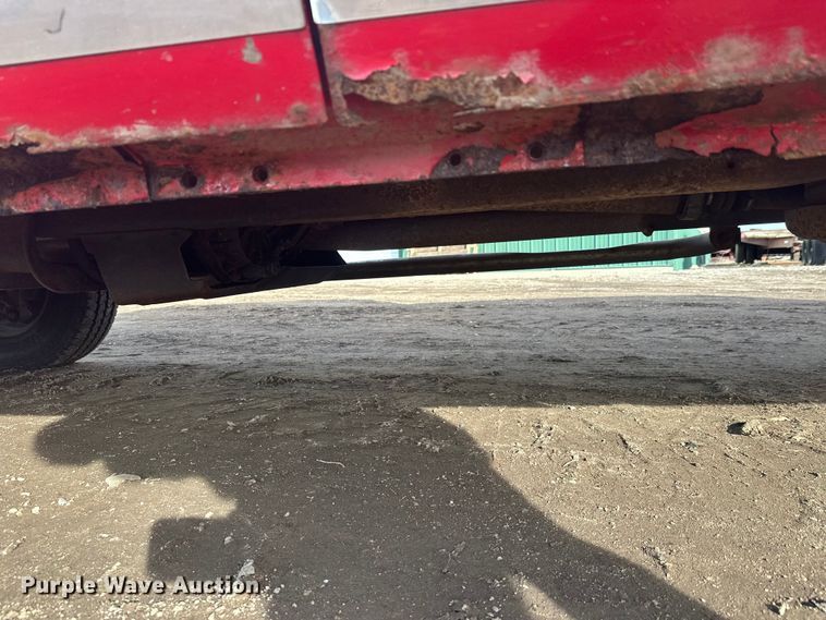 image for item FK1673 2000 Ford F350 Super Duty Crew Cab pickup truck