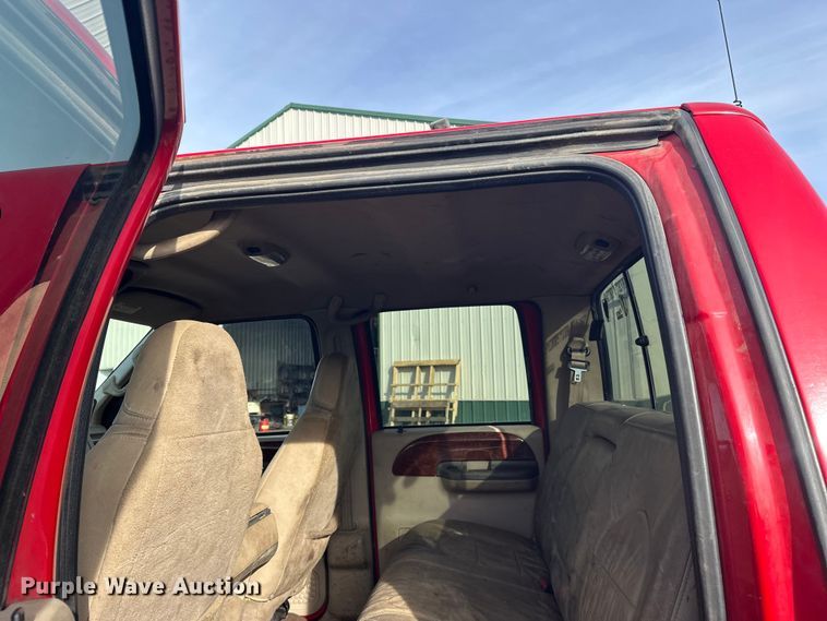 image for item FK1673 2000 Ford F350 Super Duty Crew Cab pickup truck