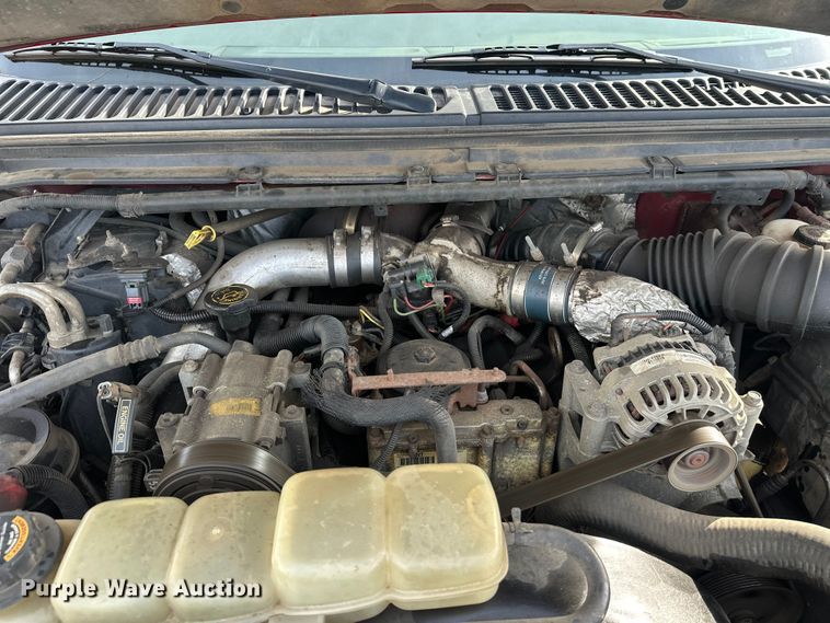 image for item FK1673 2000 Ford F350 Super Duty Crew Cab pickup truck