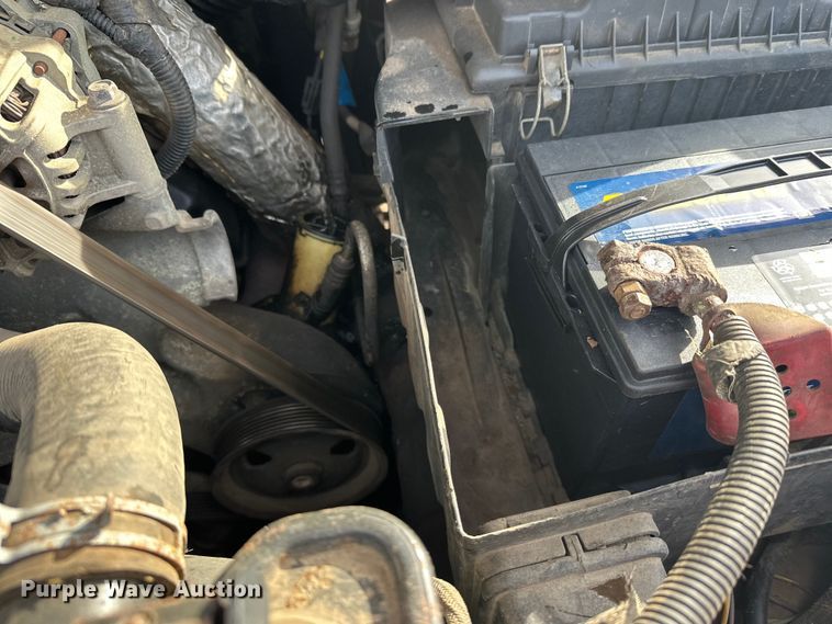 image for item FK1673 2000 Ford F350 Super Duty Crew Cab pickup truck