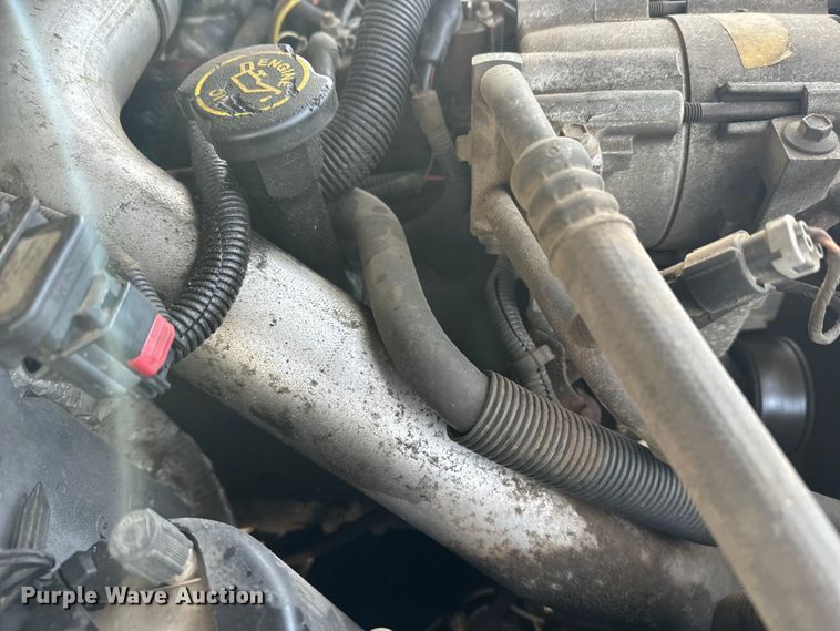 image for item FK1673 2000 Ford F350 Super Duty Crew Cab pickup truck