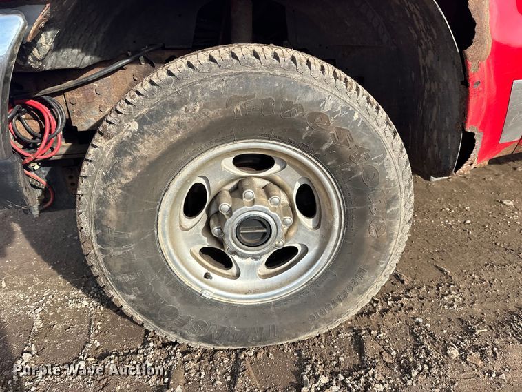 image for item FK1673 2000 Ford F350 Super Duty Crew Cab pickup truck