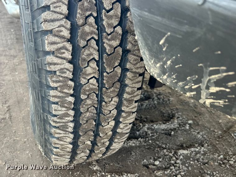 image for item FK1673 2000 Ford F350 Super Duty Crew Cab pickup truck