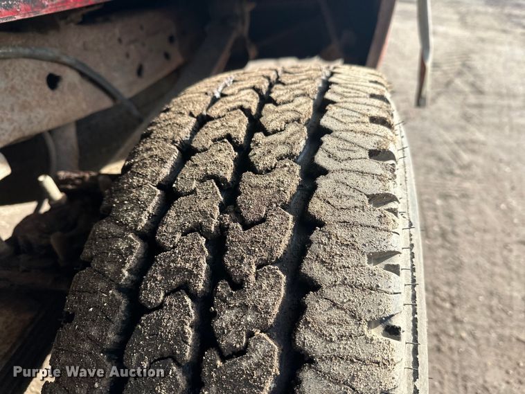 image for item FK1673 2000 Ford F350 Super Duty Crew Cab pickup truck