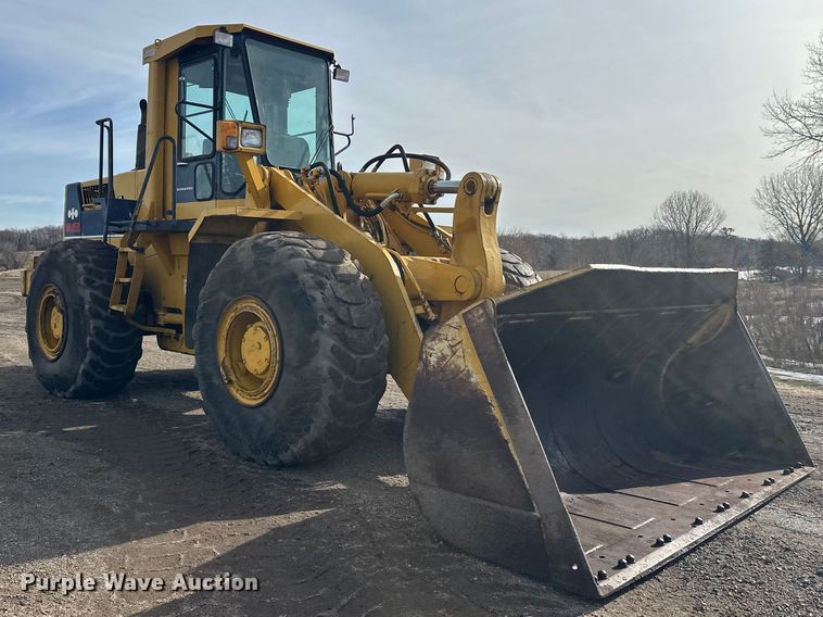 image for item FK1674 1988 Komatsu WA450-1 wheel loader