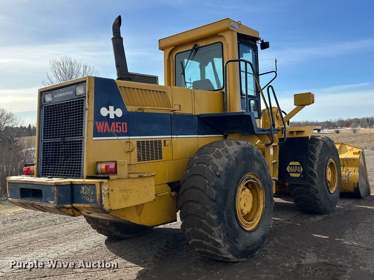 image for item FK1674 1988 Komatsu WA450-1 wheel loader