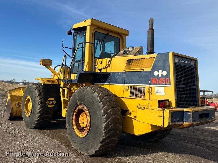 image for item FK1674 1988 Komatsu WA450-1 wheel loader