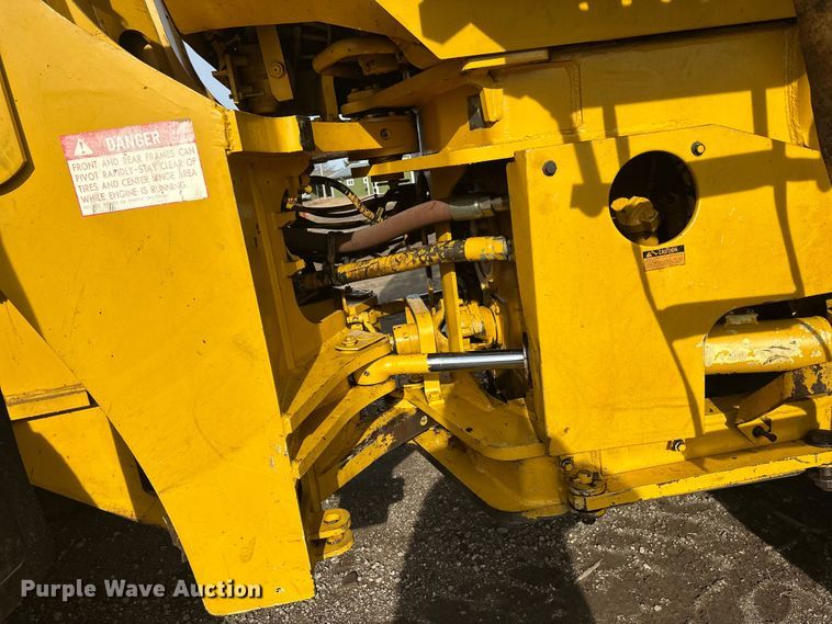 image for item FK1674 1988 Komatsu WA450-1 wheel loader