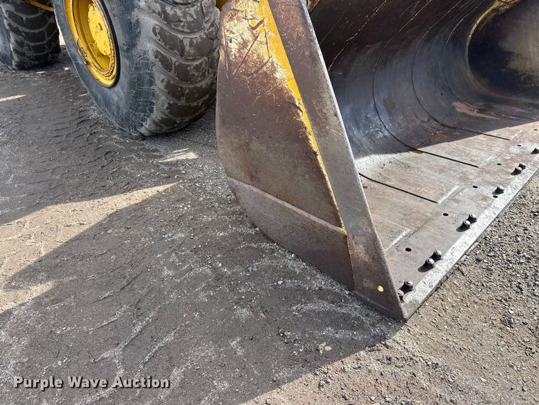 image for item FK1674 1988 Komatsu WA450-1 wheel loader