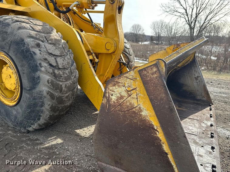 image for item FK1674 1988 Komatsu WA450-1 wheel loader