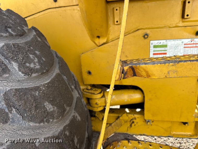 image for item FK1674 1988 Komatsu WA450-1 wheel loader