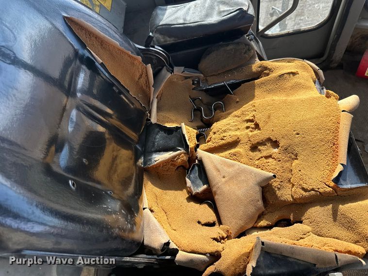 image for item FK1674 1988 Komatsu WA450-1 wheel loader