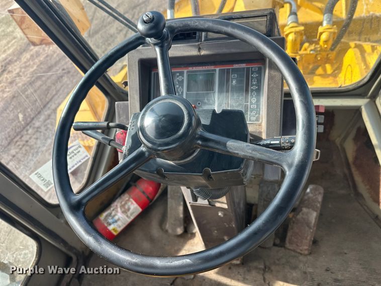 image for item FK1674 1988 Komatsu WA450-1 wheel loader