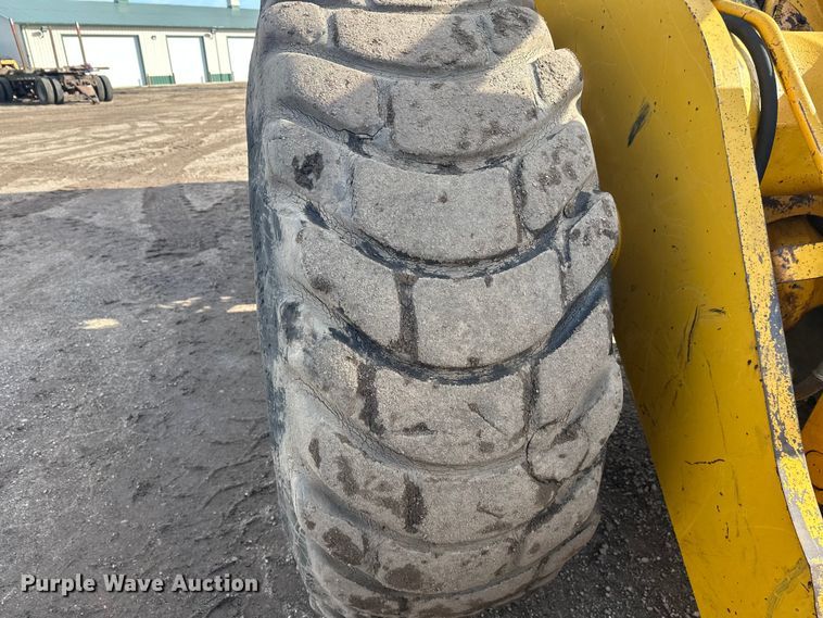 image for item FK1674 1988 Komatsu WA450-1 wheel loader