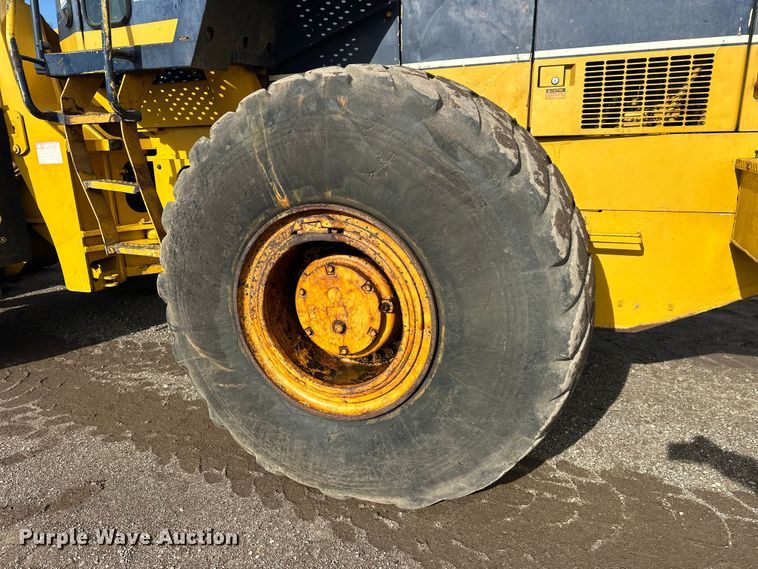 image for item FK1674 1988 Komatsu WA450-1 wheel loader
