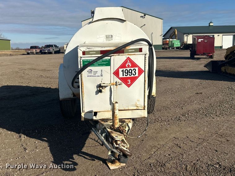image for item FK1693 Fuel trailer