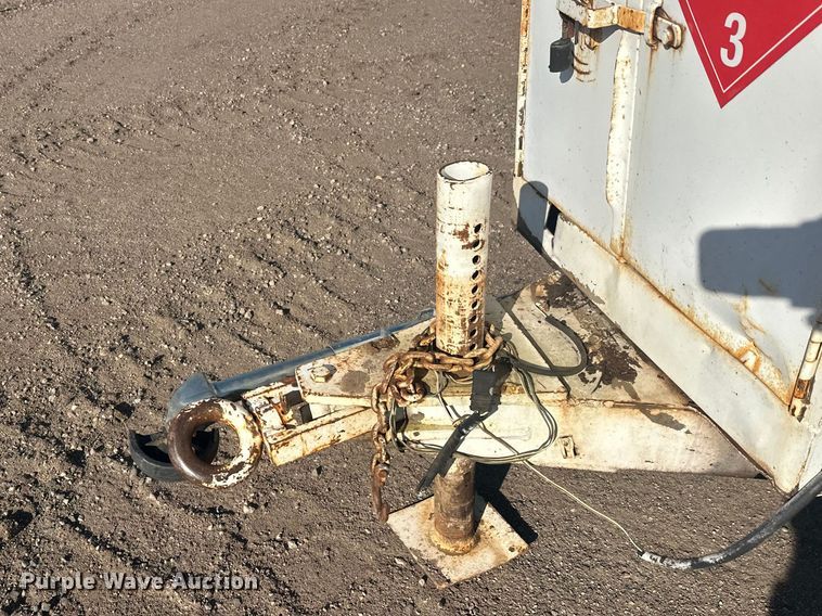 image for item FK1693 Fuel trailer