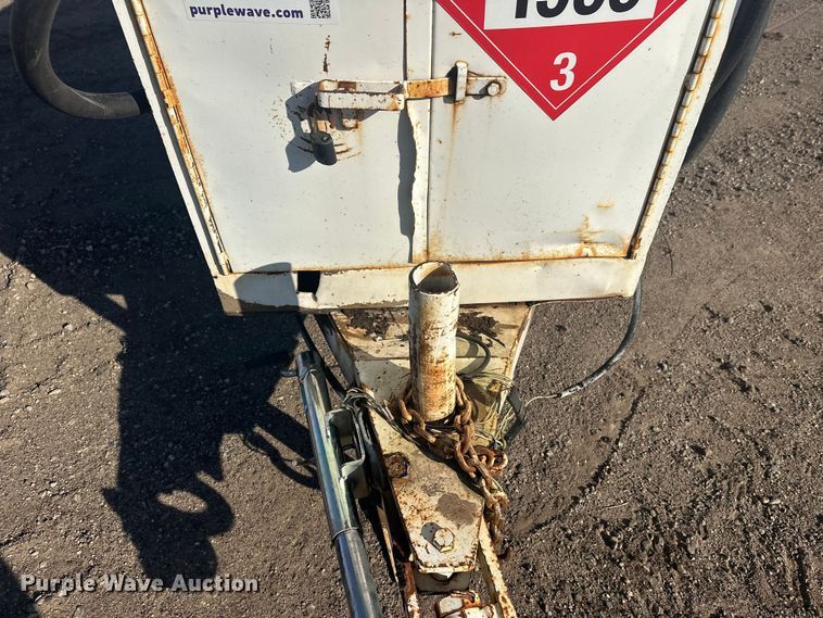 image for item FK1693 Fuel trailer