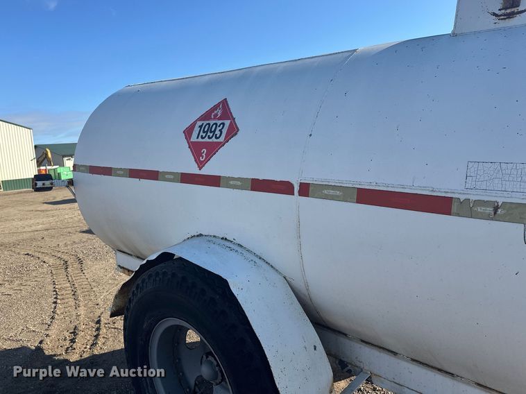 image for item FK1693 Fuel trailer