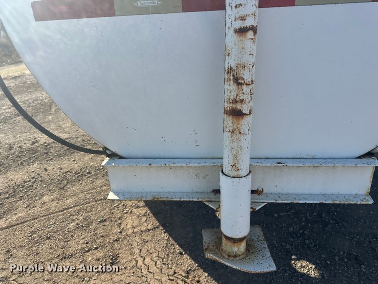 image for item FK1693 Fuel trailer