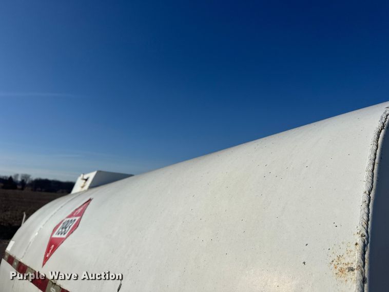 image for item FK1693 Fuel trailer