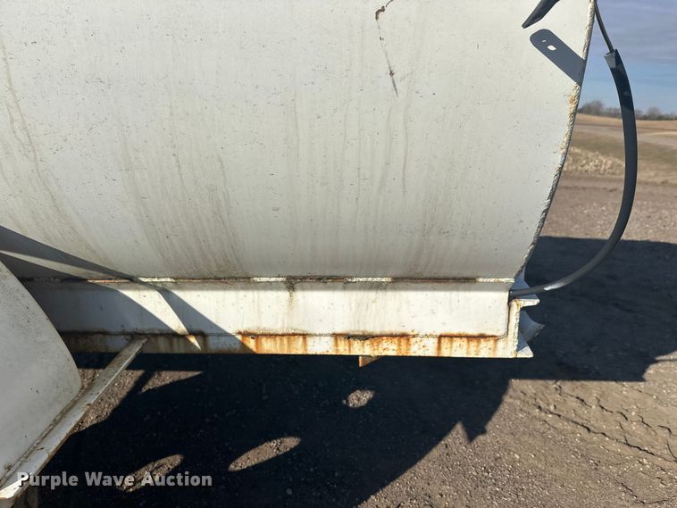 image for item FK1693 Fuel trailer