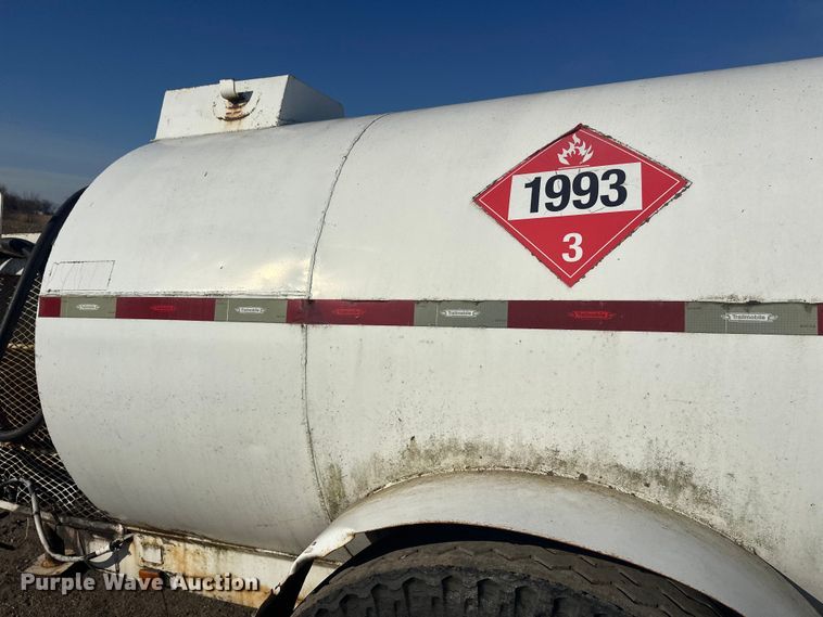 image for item FK1693 Fuel trailer