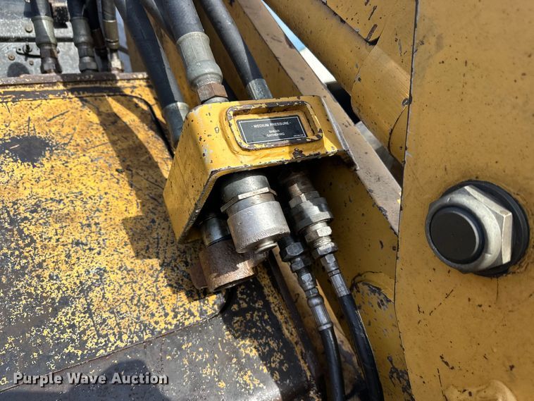 image for item FK1698 2001 Hydro-Ax 721E mulcher