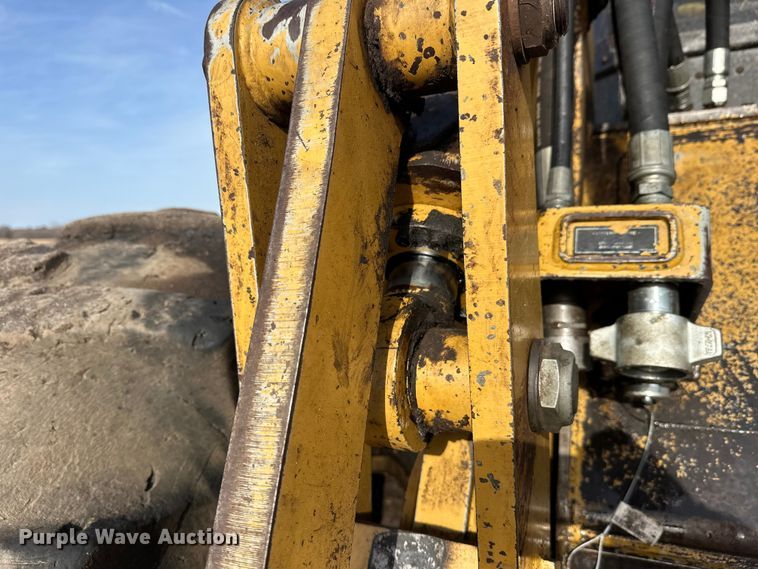 image for item FK1698 2001 Hydro-Ax 721E mulcher