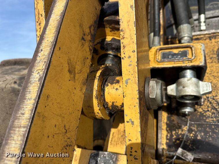 image for item FK1698 2001 Hydro-Ax 721E mulcher