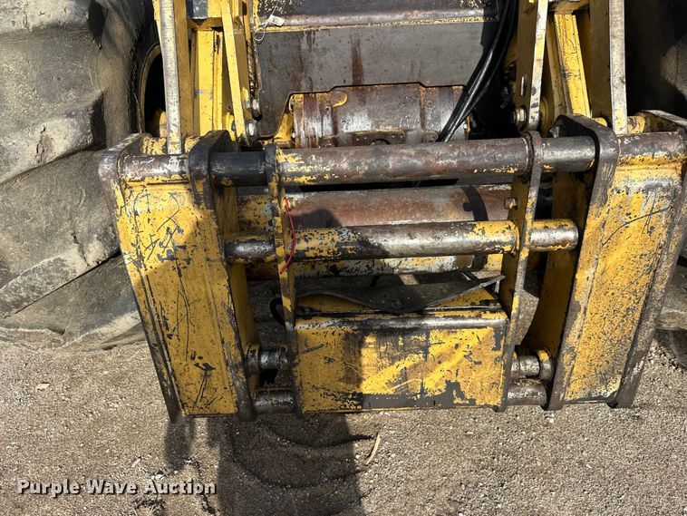 image for item FK1698 2001 Hydro-Ax 721E mulcher