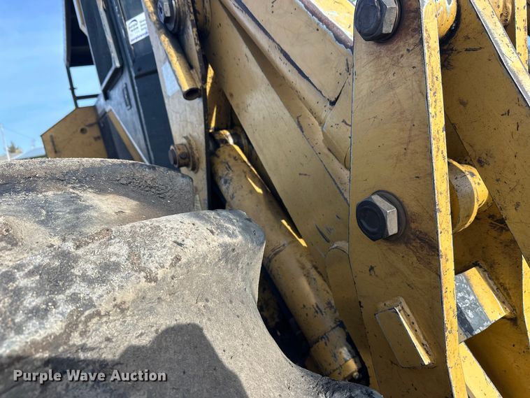 image for item FK1698 2001 Hydro-Ax 721E mulcher