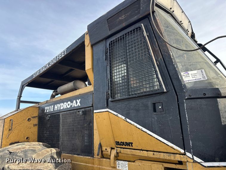 image for item FK1698 2001 Hydro-Ax 721E mulcher