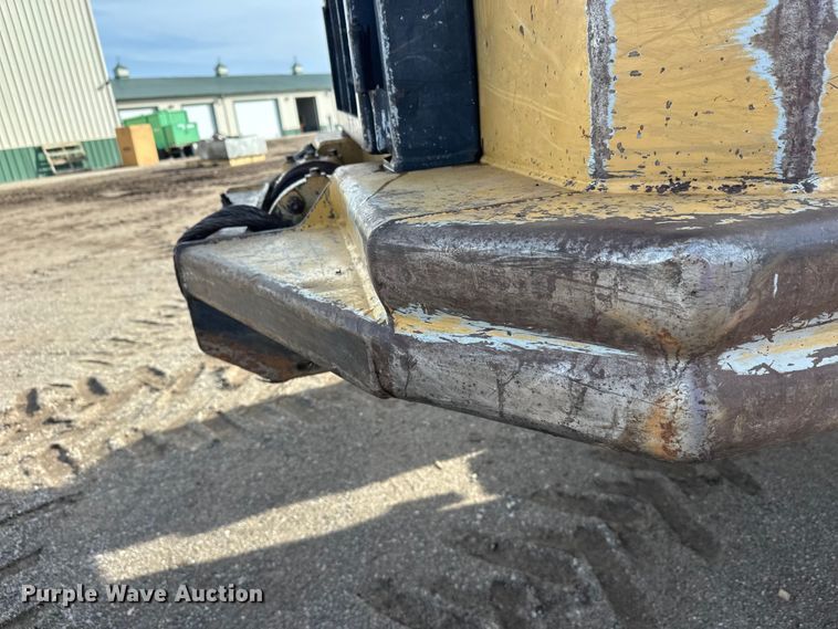 image for item FK1698 2001 Hydro-Ax 721E mulcher