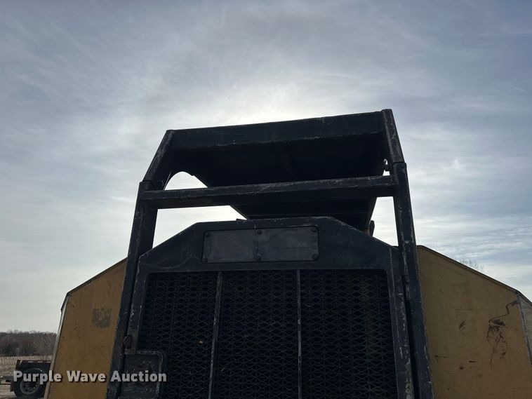 image for item FK1698 2001 Hydro-Ax 721E mulcher