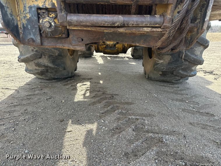 image for item FK1698 2001 Hydro-Ax 721E mulcher