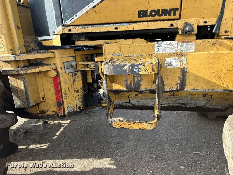 image for item FK1698 2001 Hydro-Ax 721E mulcher