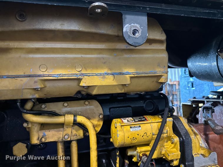 image for item FK1698 2001 Hydro-Ax 721E mulcher