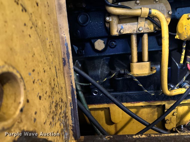 image for item FK1698 2001 Hydro-Ax 721E mulcher