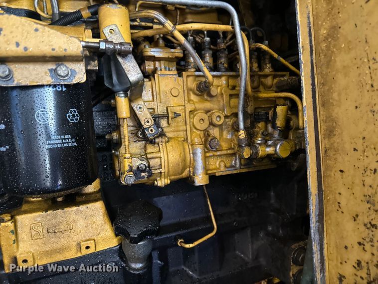 image for item FK1698 2001 Hydro-Ax 721E mulcher