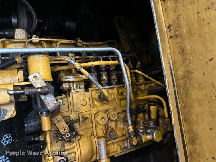 image for item FK1698 2001 Hydro-Ax 721E mulcher