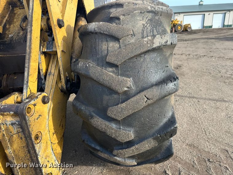 image for item FK1698 2001 Hydro-Ax 721E mulcher