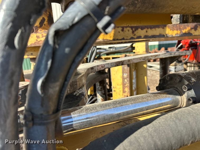 image for item FK1698 2001 Hydro-Ax 721E mulcher