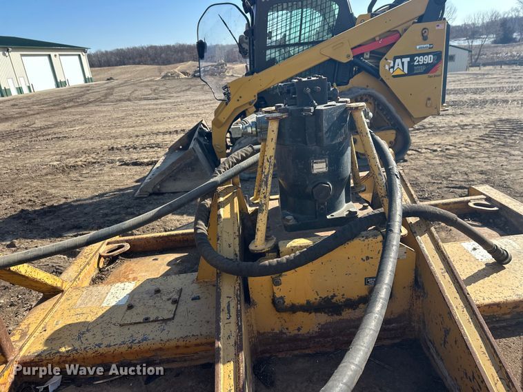 image for item FK1698 2001 Hydro-Ax 721E mulcher