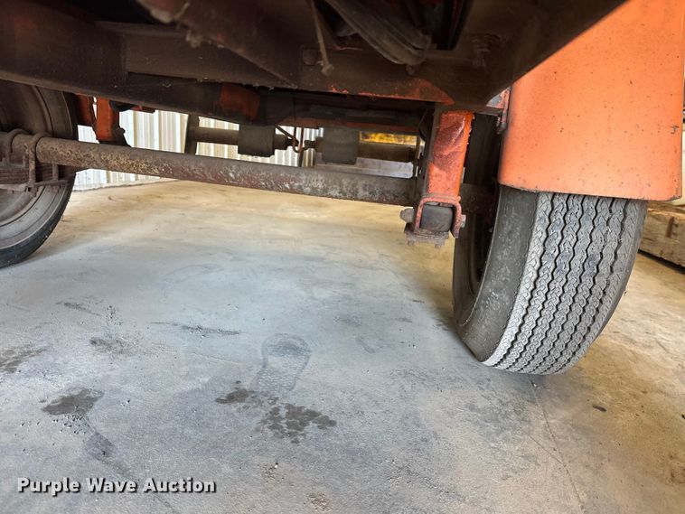 image for item FK1699 Boss BKGFT111 light plant