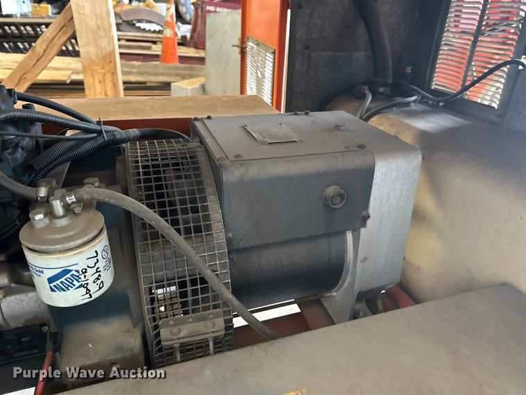 image for item FK1699 Boss BKGFT111 light plant