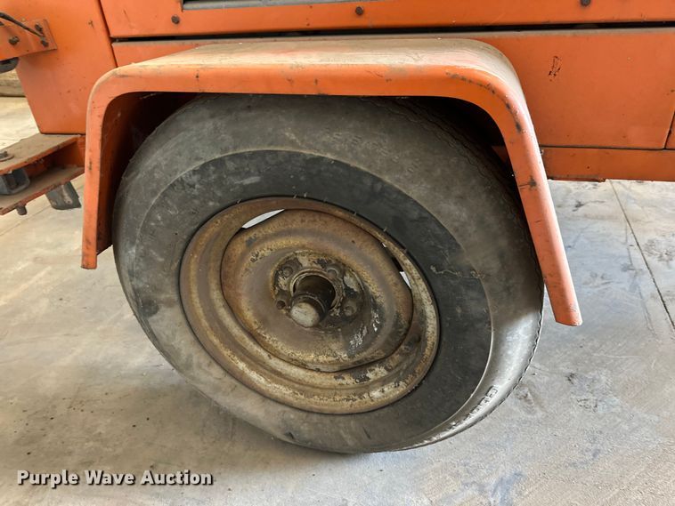 image for item FK1699 Boss BKGFT111 light plant