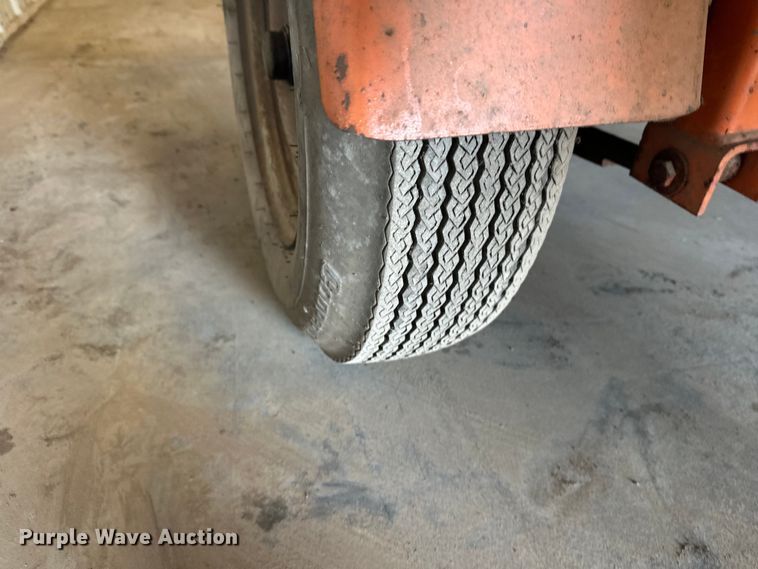 image for item FK1699 Boss BKGFT111 light plant